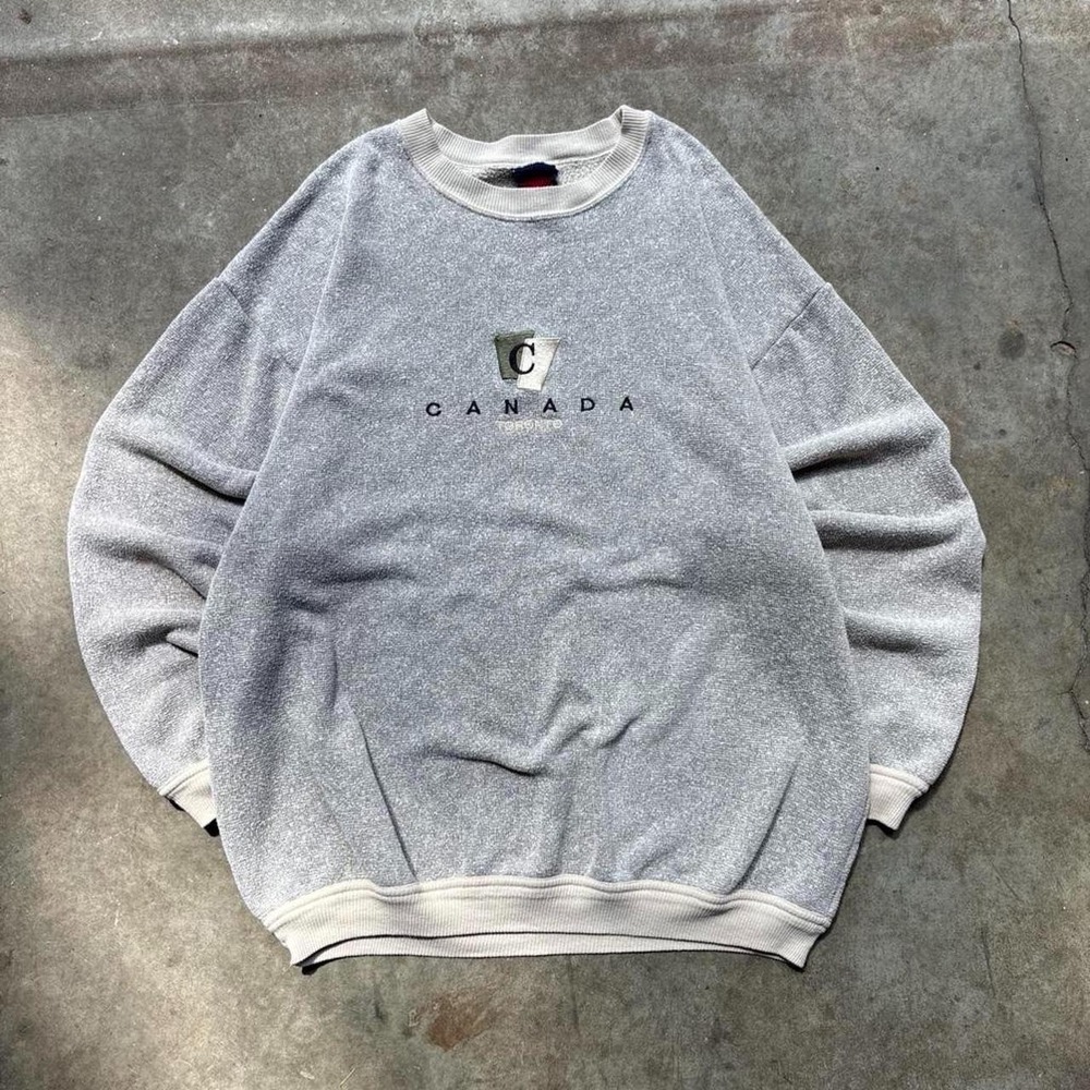 Vintage 90s Canada grey crewneck sweatshirt  Mens Size XXL